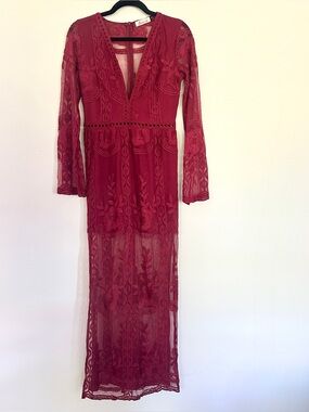 Long sleeve burgundy lace maxi dress